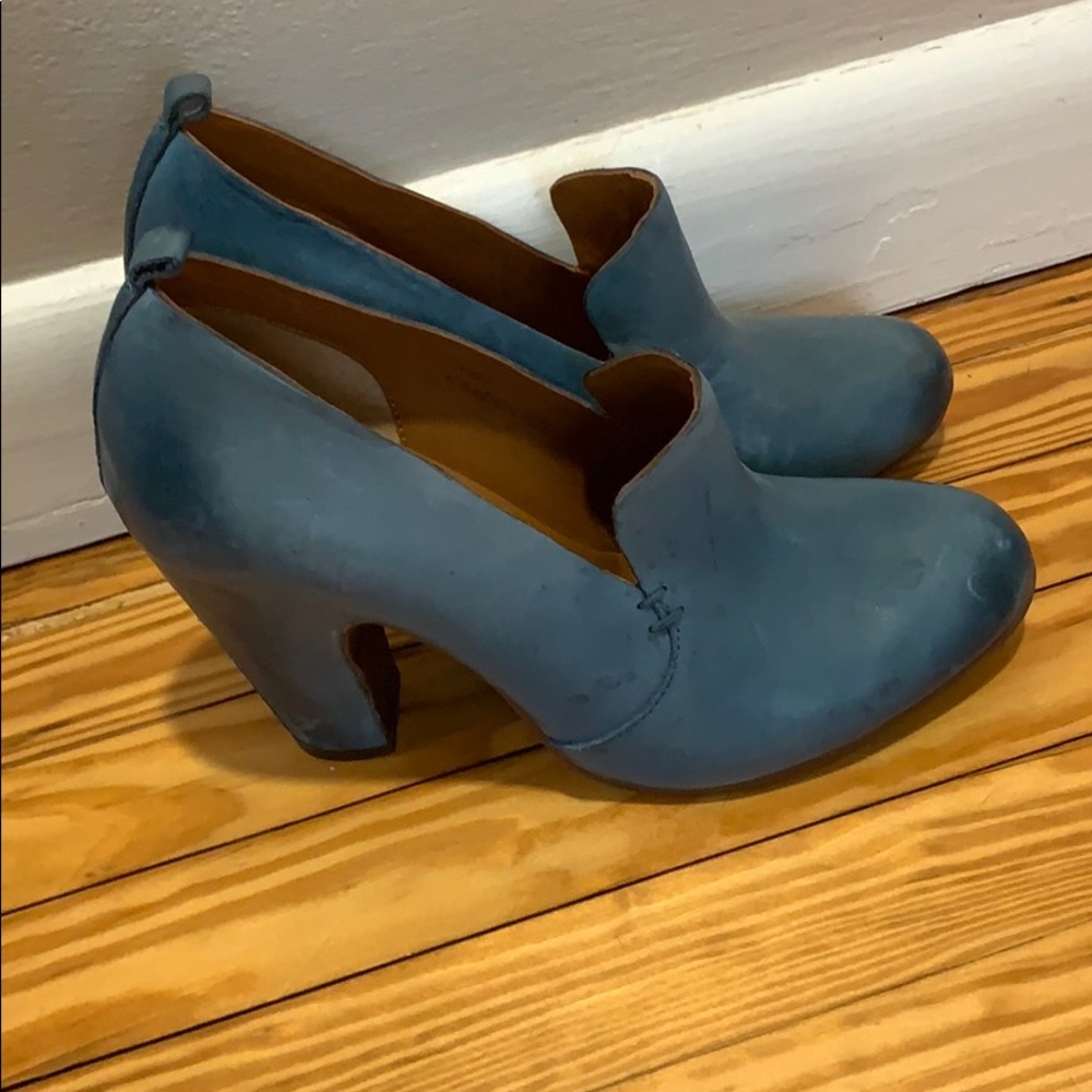Blue Heels - image 2